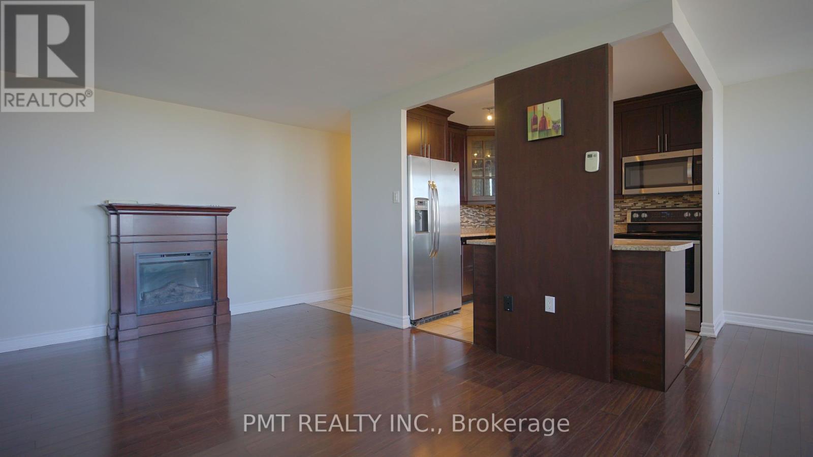 904 - 530 Lolita Gardens, Mississauga, Ontario  L5A 3T2 - Photo 8 - W12184584