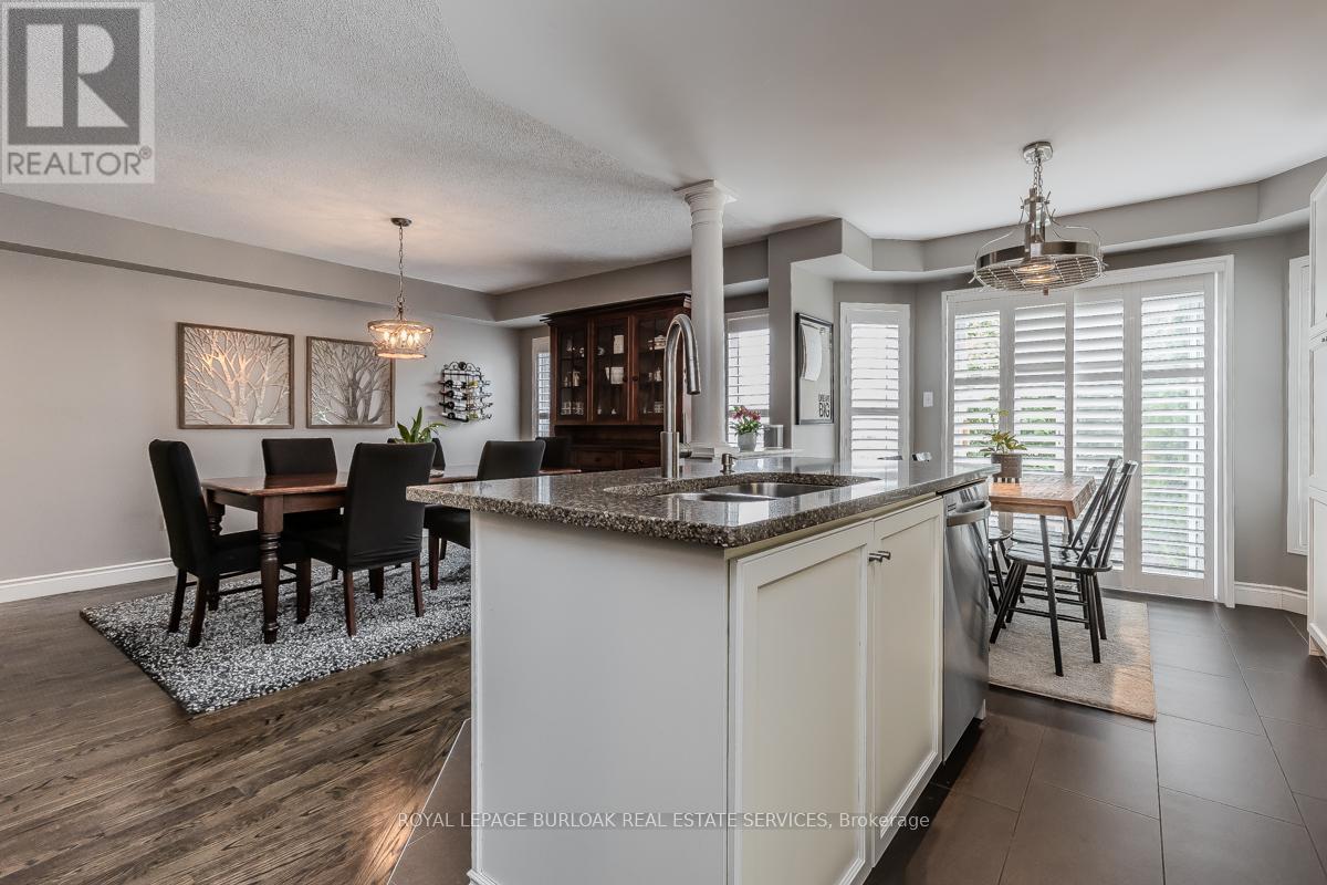 2282 Seton Crescent, Burlington, Ontario  L7L 6Y4 - Photo 14 - W12184610