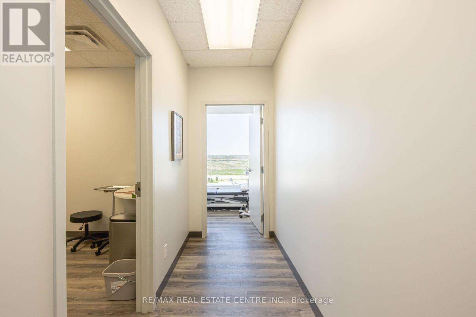 408 - 3075 Hospital Gate, Oakville (Nw Northwest), Ontario  L6M 4H6 - Photo 12 - W12184615