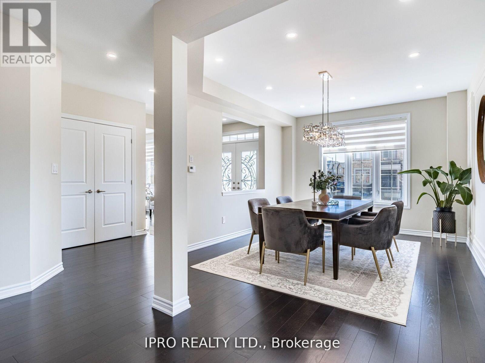 360 Remembrance Road, Brampton, Ontario  L7A 4X8 - Photo 10 - W12184657