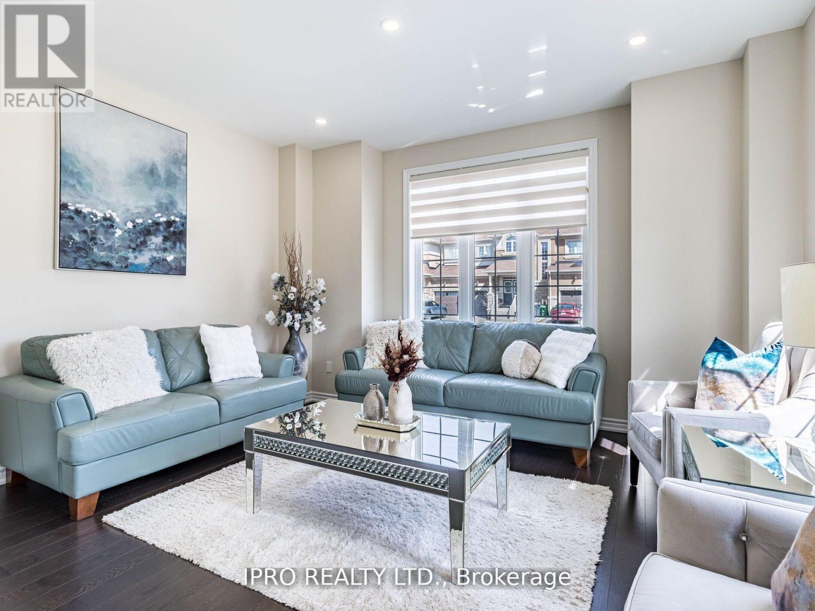 360 Remembrance Road, Brampton, Ontario  L7A 4X8 - Photo 12 - W12184657