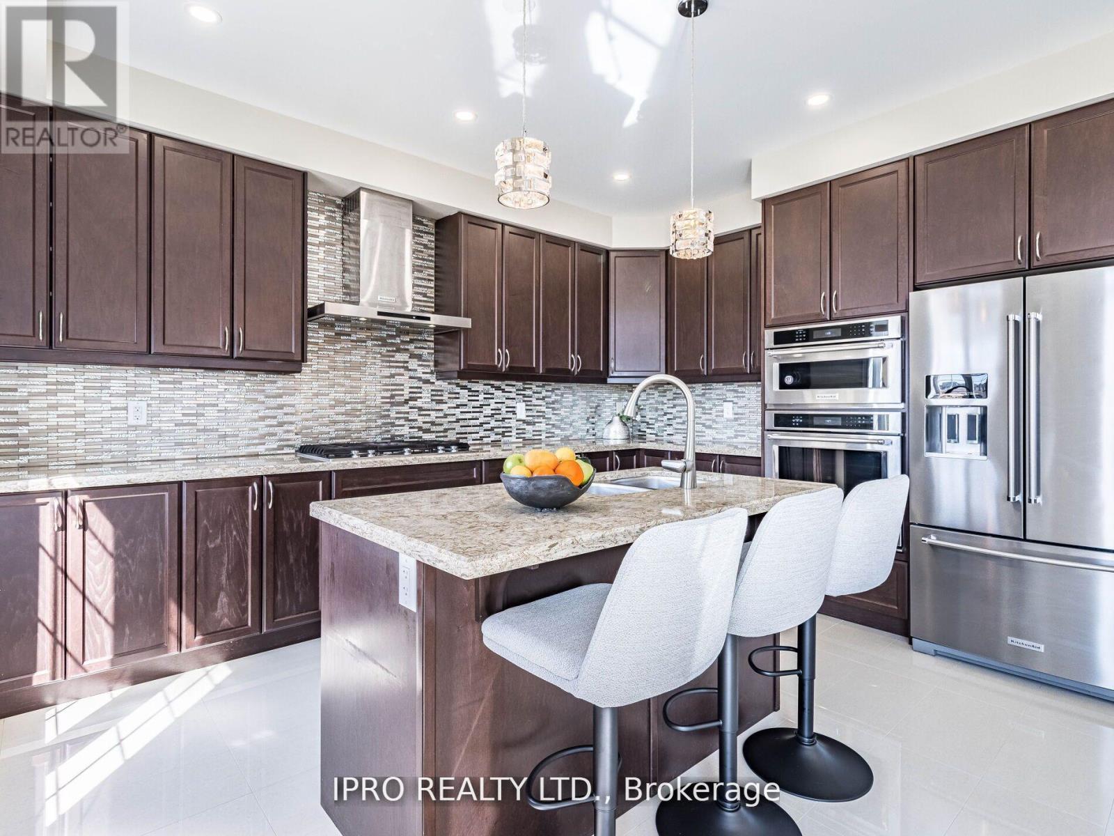 360 Remembrance Road, Brampton, Ontario  L7A 4X8 - Photo 14 - W12184657