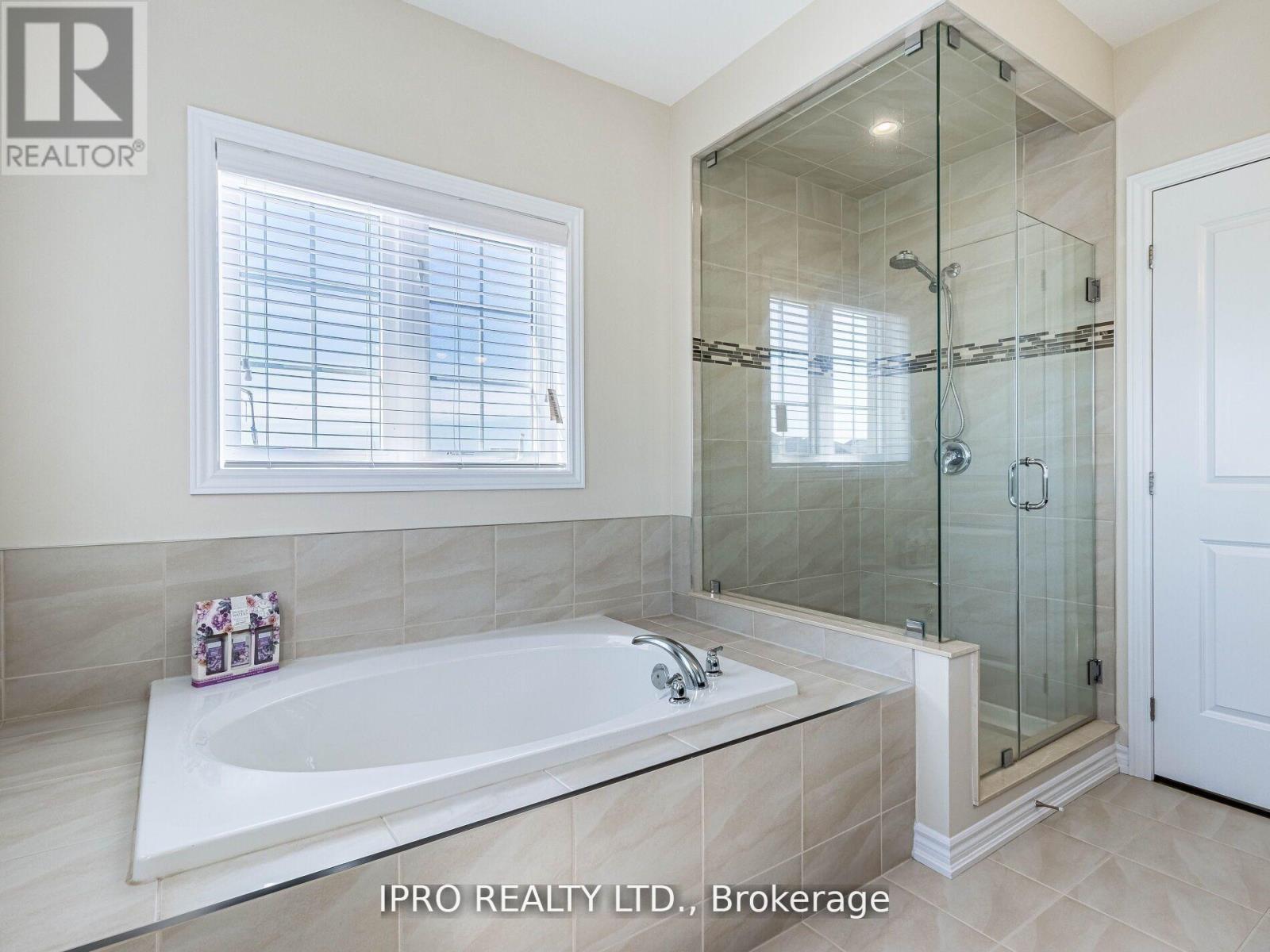 360 Remembrance Road, Brampton, Ontario  L7A 4X8 - Photo 25 - W12184657