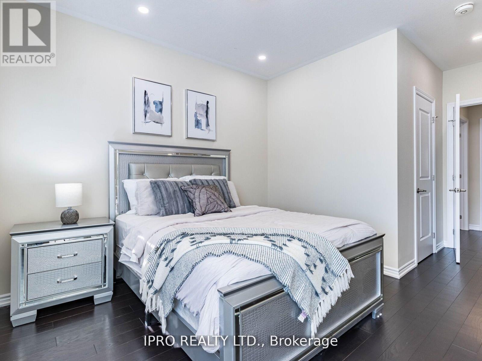 360 Remembrance Road, Brampton, Ontario  L7A 4X8 - Photo 29 - W12184657