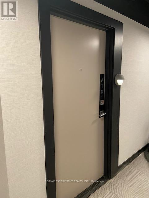 A101 - 1117 Cooke Boulevard, Burlington, Ontario  L7T 4A8 - Photo 3 - W12184737