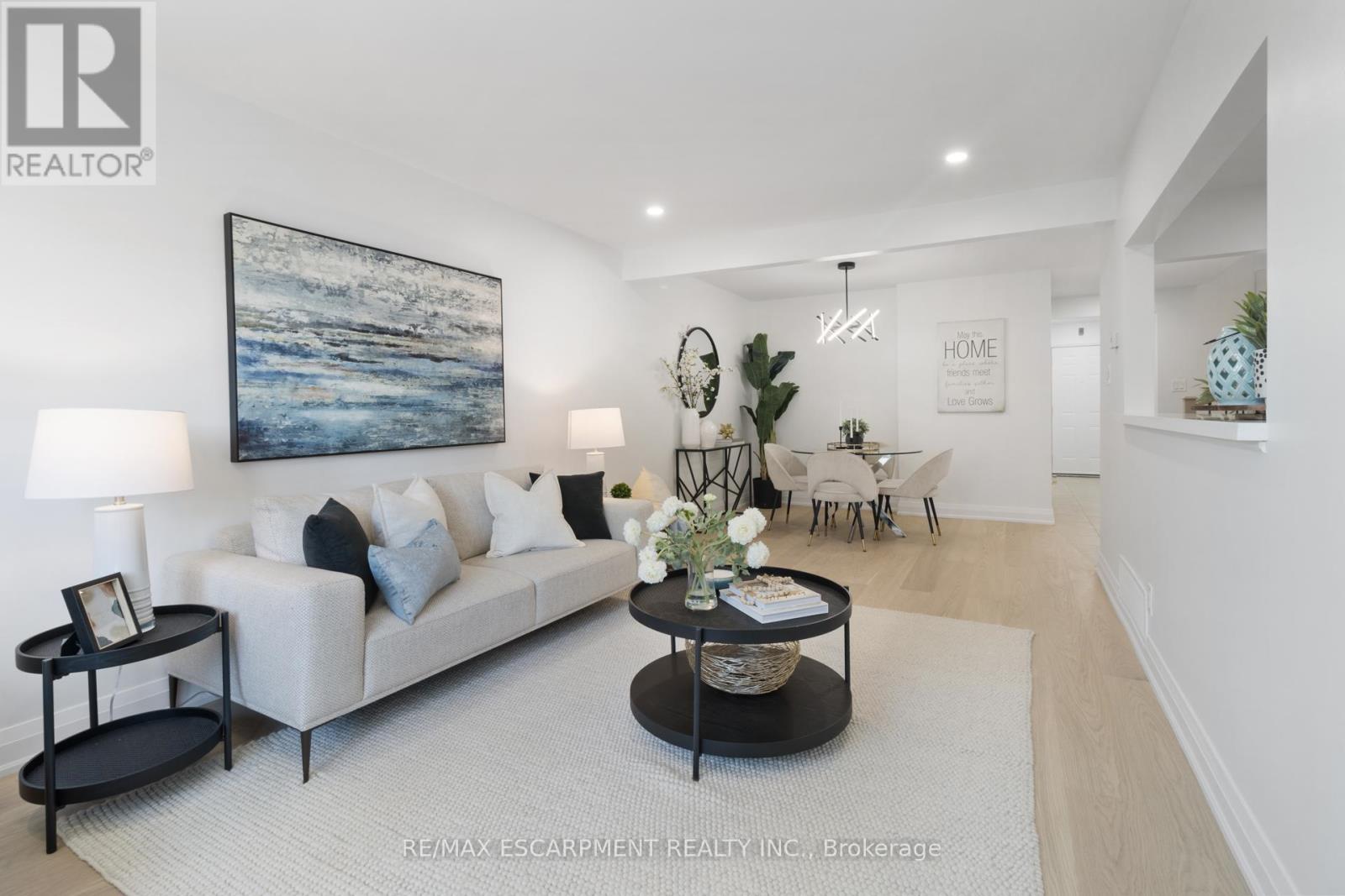 55 - 2020 South Millway, Mississauga, Ontario  L5L 1K2 - Photo 1 - W12184780
