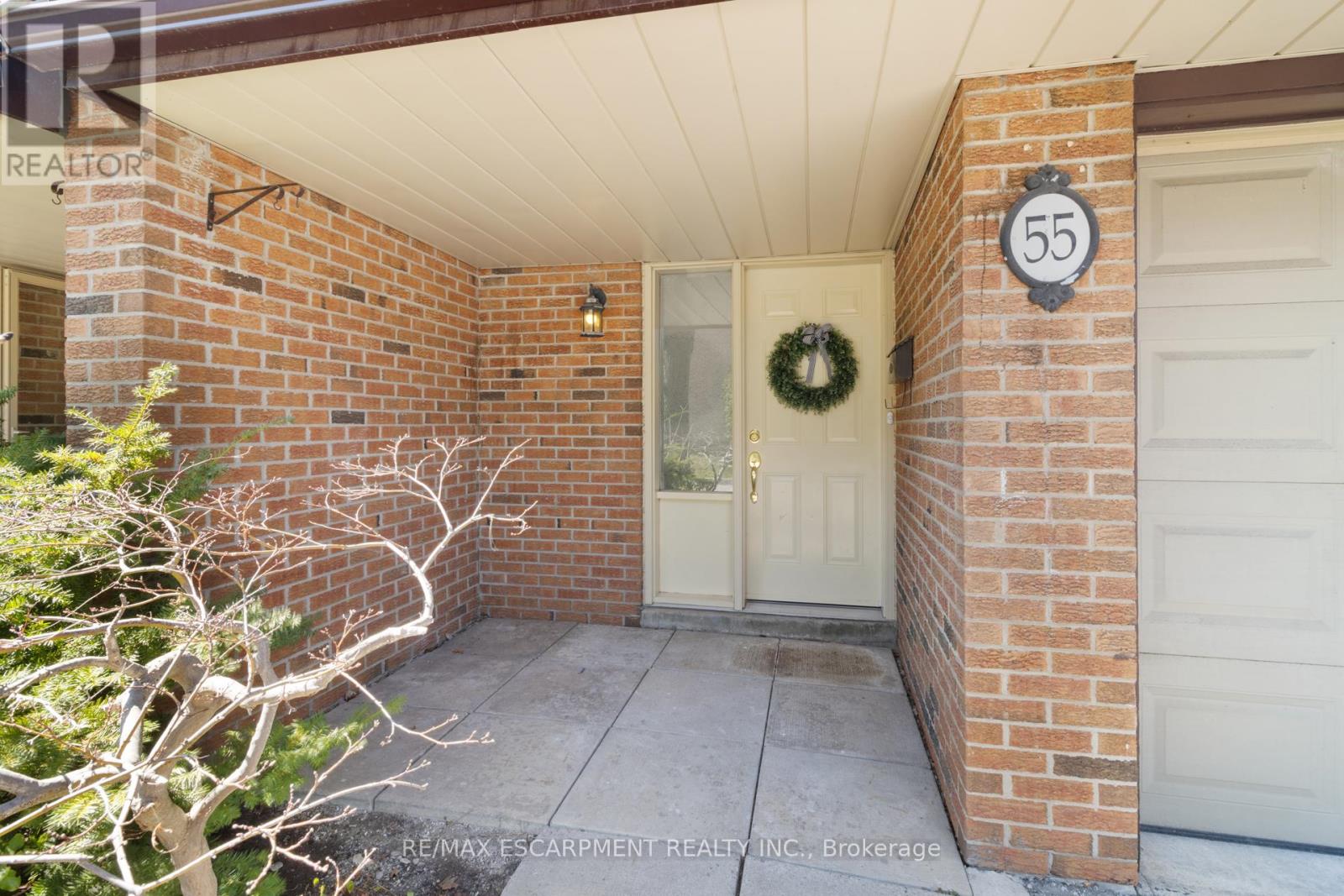 55 - 2020 South Millway, Mississauga, Ontario  L5L 1K2 - Photo 3 - W12184780