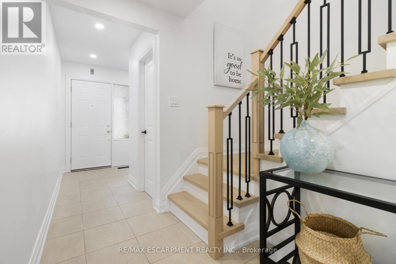 55 - 2020 South Millway, Mississauga, Ontario  L5L 1K2 - Photo 5 - W12184780
