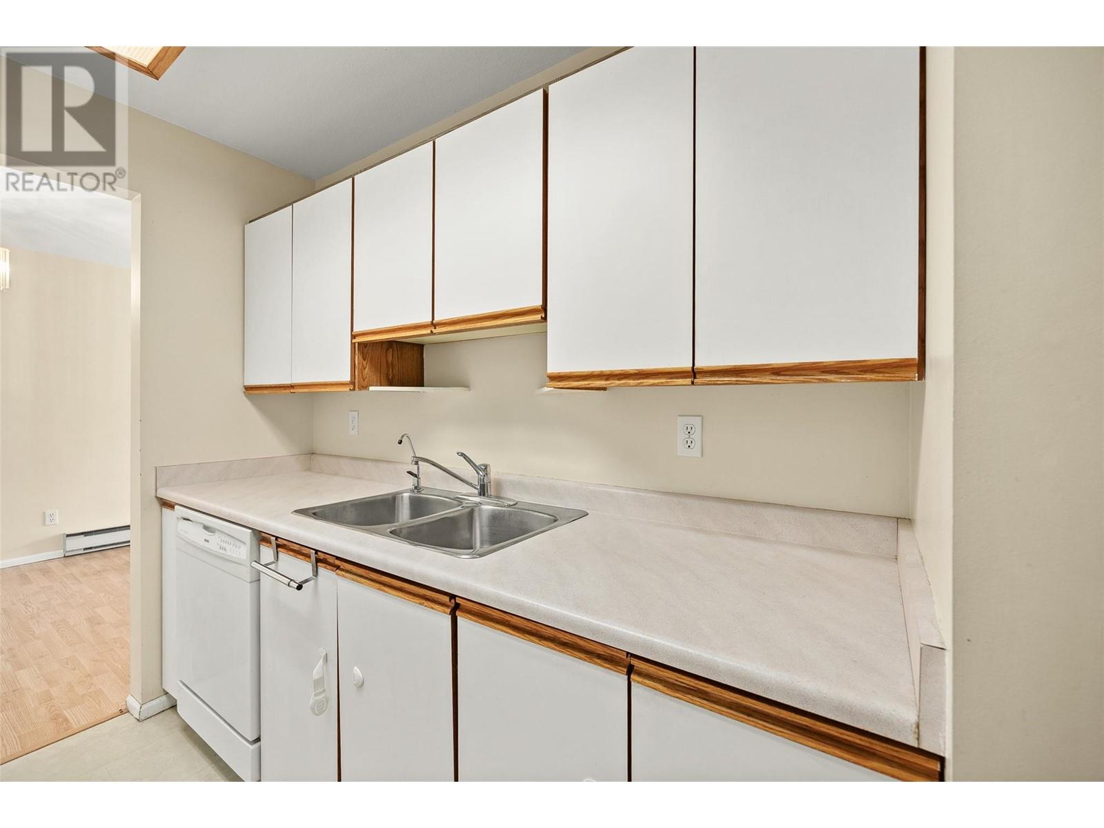 2025 Baron Road Unit# 203, Kelowna, British Columbia  V1X 7G3 - Photo 9 - 10349830
