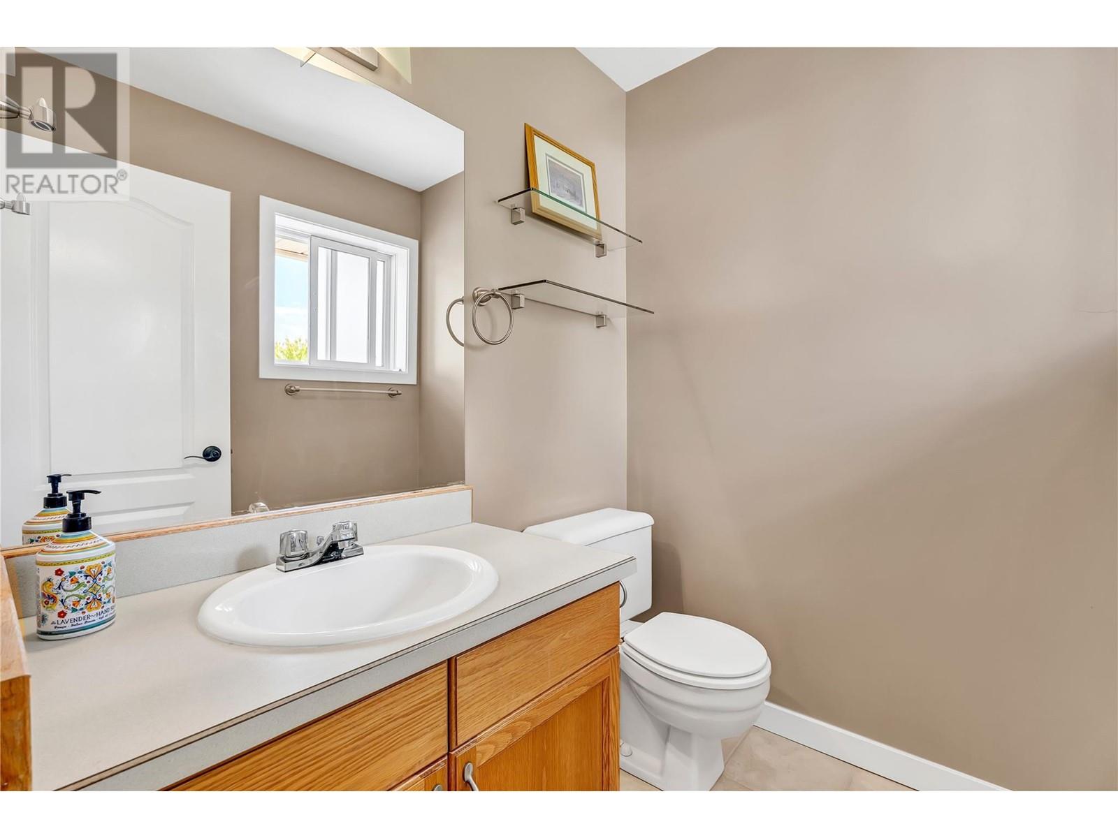 3322 SOUTH MAIN Street Unit# 5, Penticton, BC V2A5J6