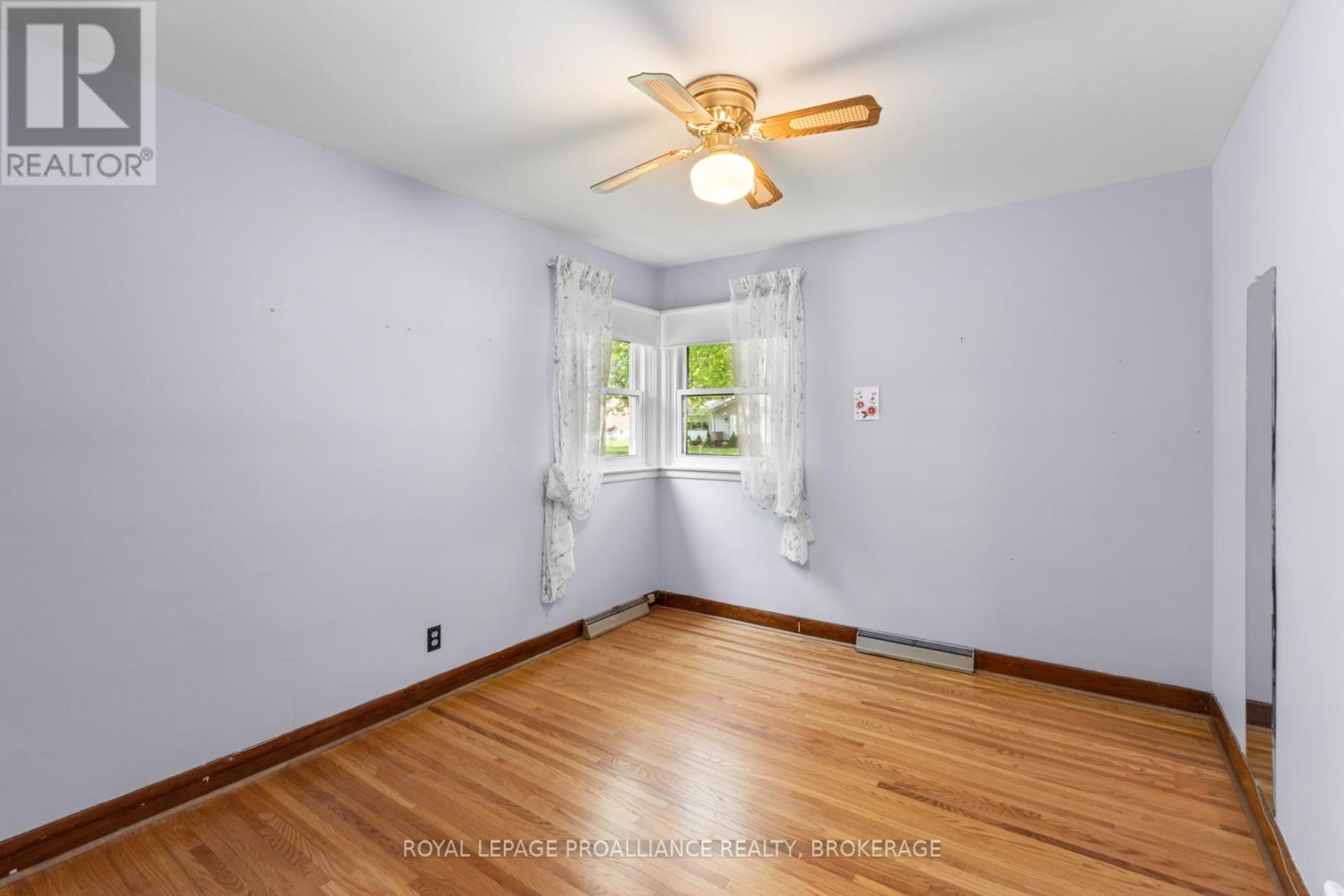 1761 Floyd Avenue, Kingston, Ontario  K7L 4V4 - Photo 18 - X12184883
