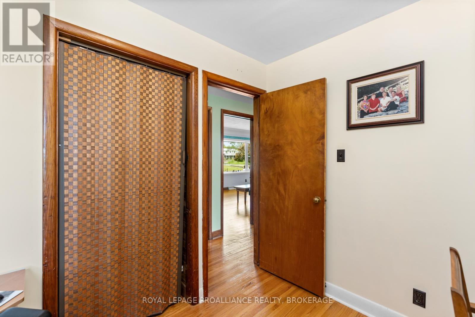 1761 Floyd Avenue, Kingston, Ontario  K7L 4V4 - Photo 21 - X12184883