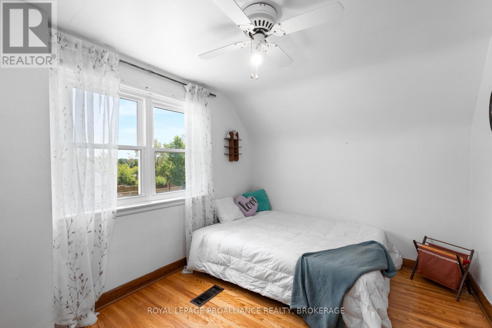 1761 Floyd Avenue, Kingston, Ontario  K7L 4V4 - Photo 30 - X12184883