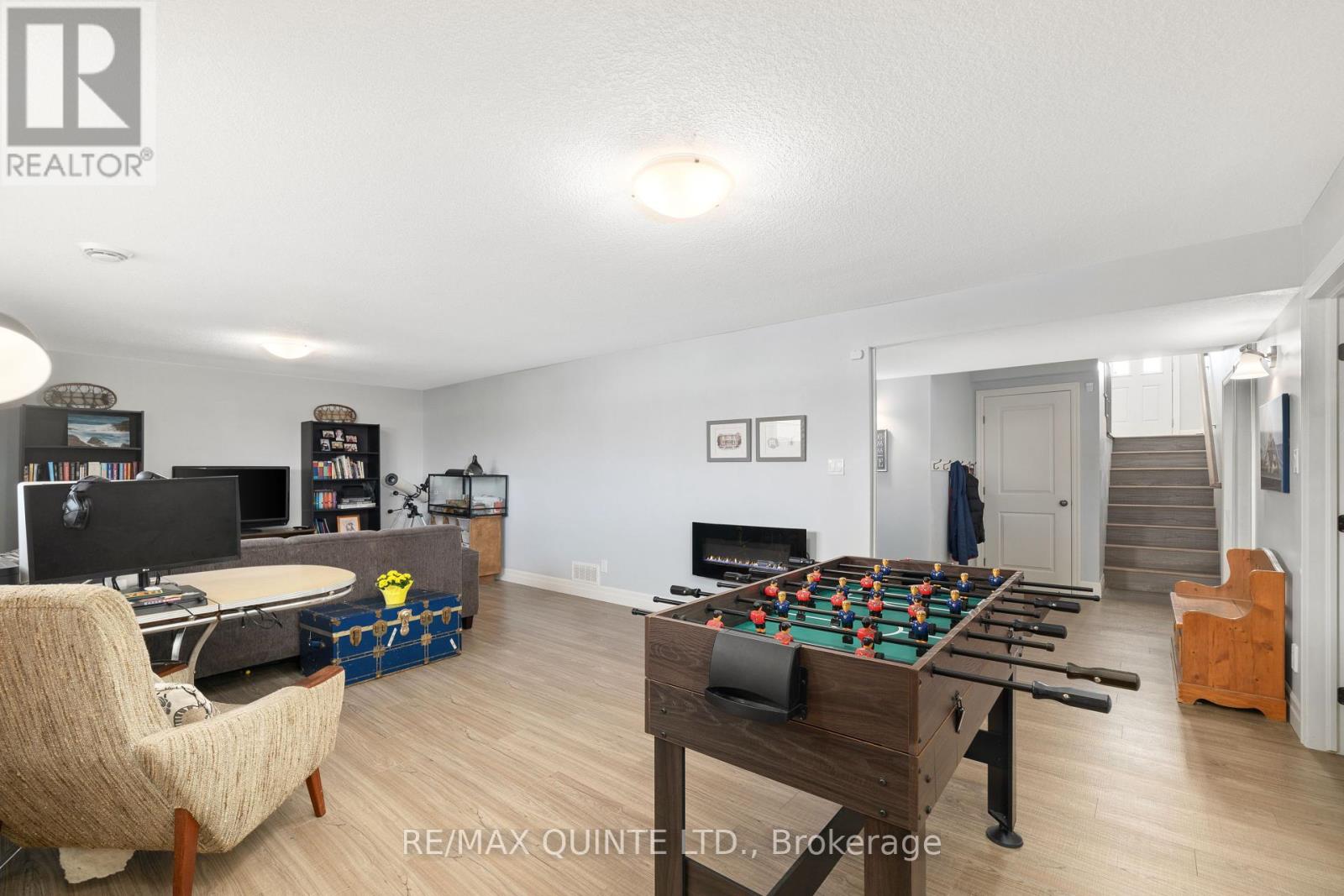 56 Mcintosh Crescent, Quinte West, Ontario  K8V 0G1 - Photo 26 - X12184903