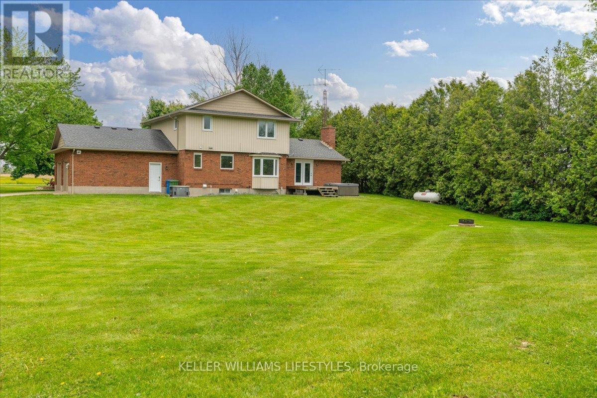 5269 Plowing Match Road, Plympton-Wyoming, Ontario  N0N 1T0 - Photo 36 - X12184906