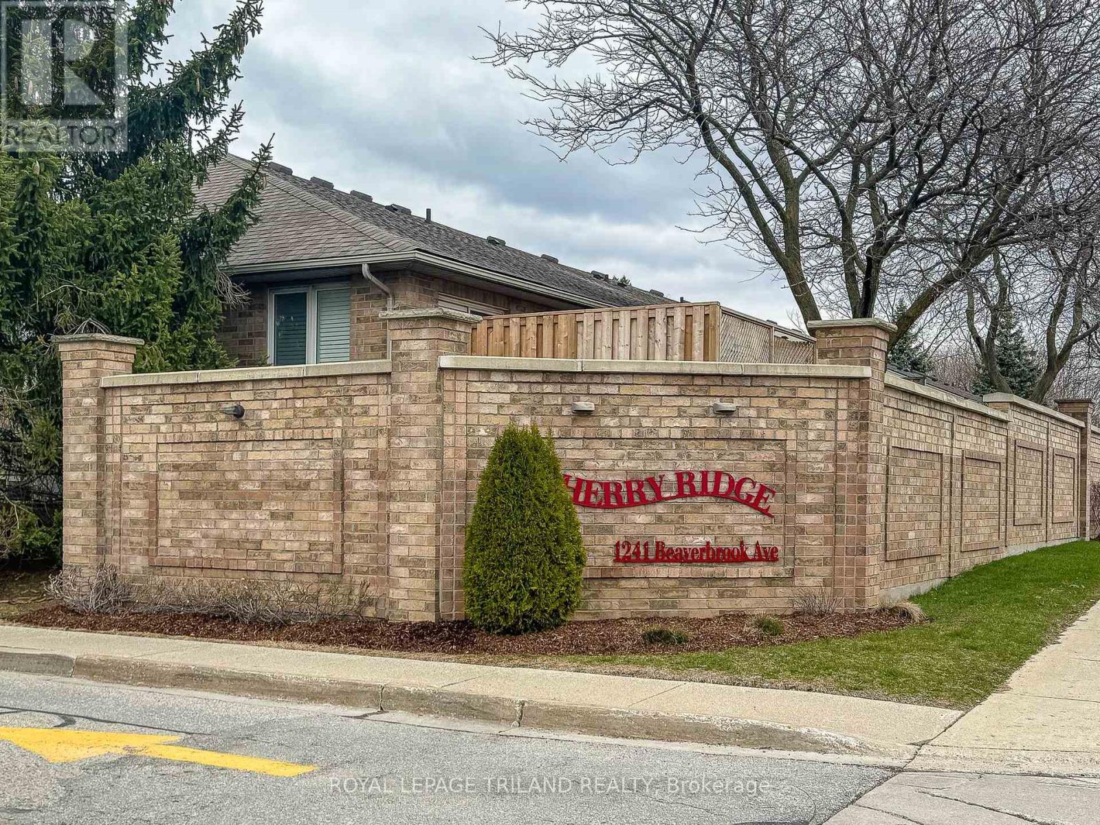 20 - 1241 BEAVERBROOK AVENUE, london north (north n), Ontario