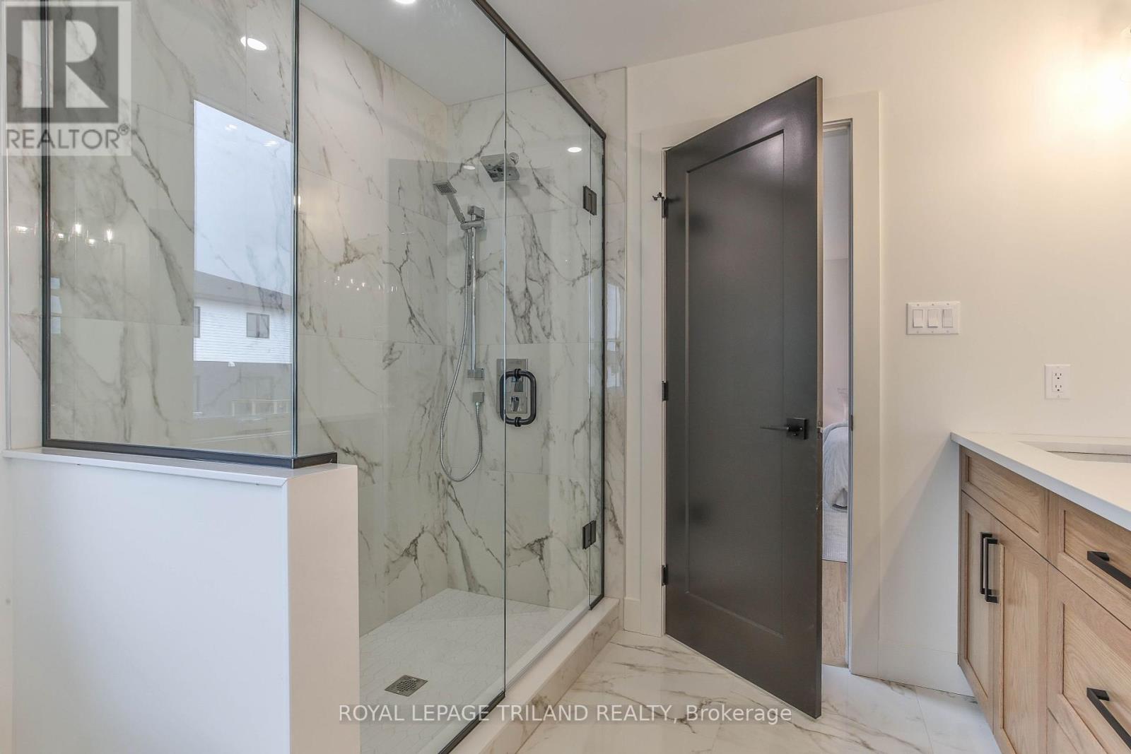 6484 Heathwoods Avenue, London South, Ontario  N6P 0J7 - Photo 33 - X12184950