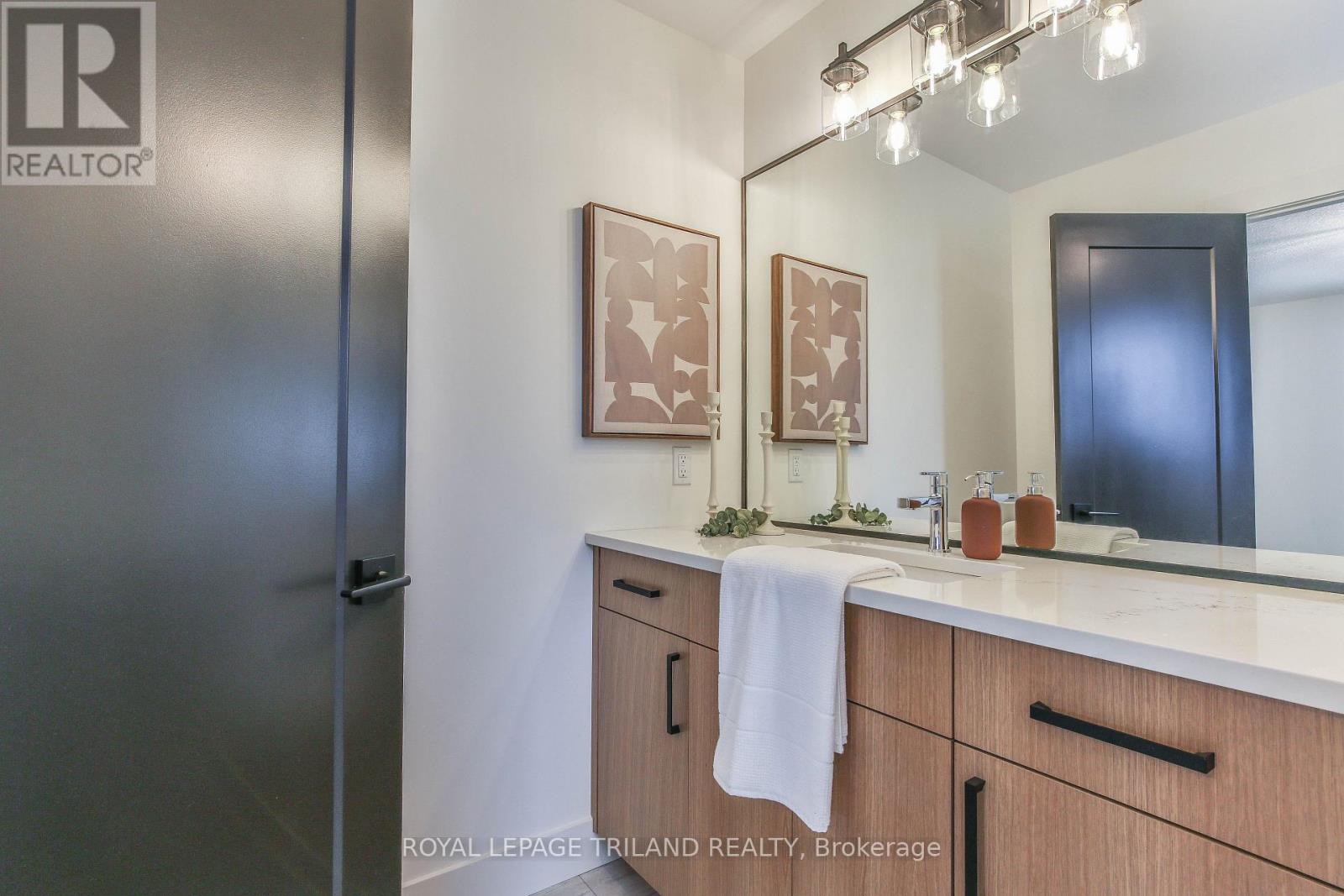 6484 Heathwoods Avenue, London South, Ontario  N6P 0J7 - Photo 46 - X12184950