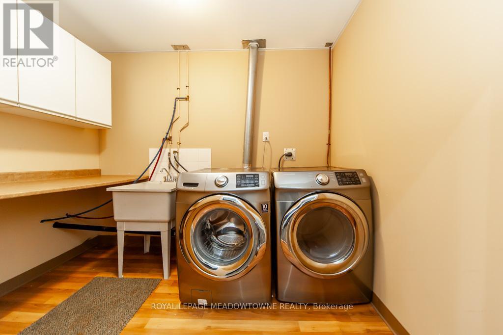 2819 Bucklepost Road, Mississauga, Ontario  L5N 1X6 - Photo 36 - W12183294