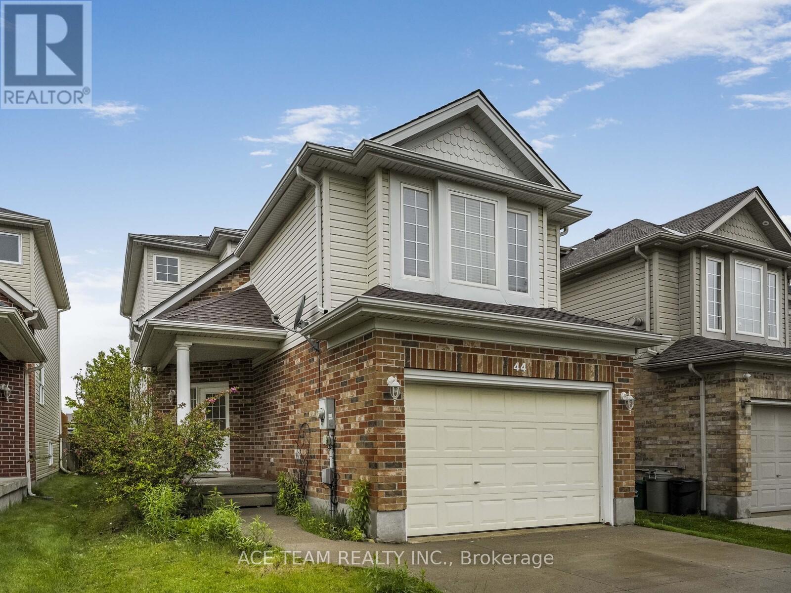 44 Lardner Street, Cambridge, Ontario  N3C 4L2 - Photo 2 - X12184740
