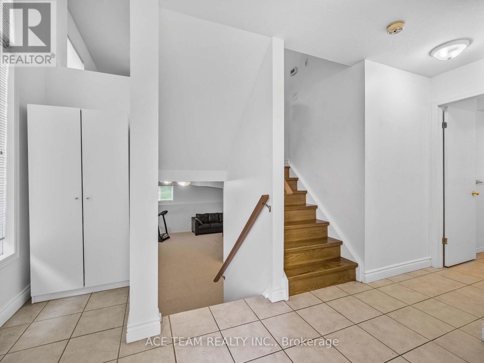 44 Lardner Street, Cambridge, Ontario  N3C 4L2 - Photo 5 - X12184740