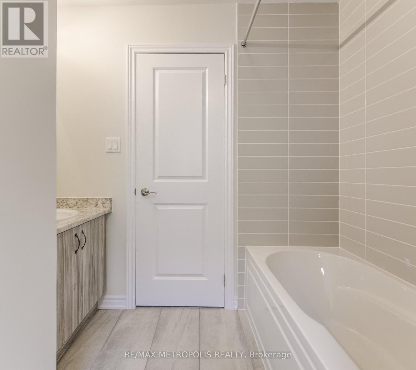 23 Heming Street, Brant, Ontario  N3L 0M6 - Photo 33 - X12184772
