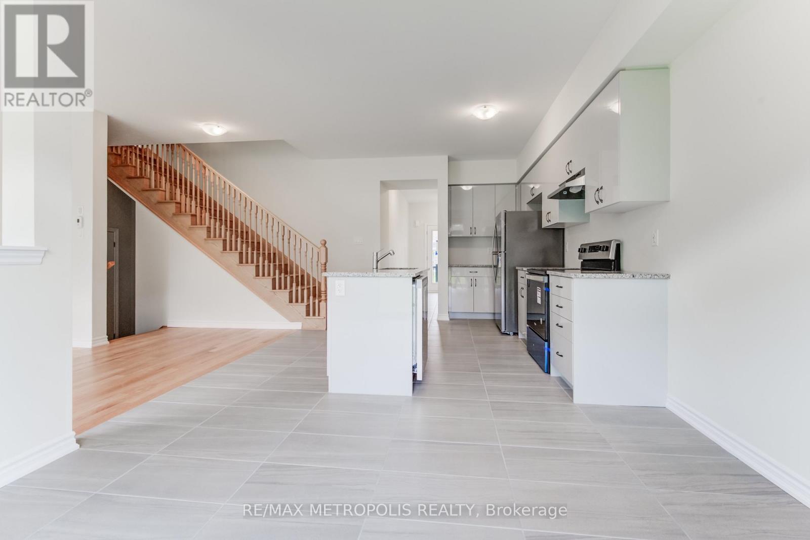 23 Heming Street, Brant, Ontario  N3L 0M6 - Photo 9 - X12184772