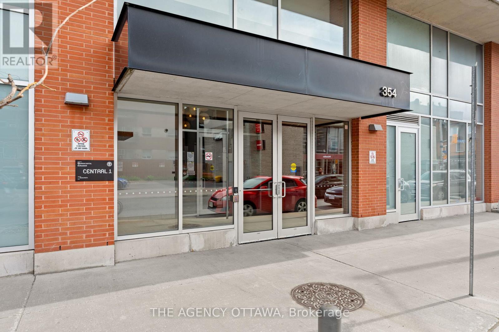 206 - 354 Gladstone Avenue, Ottawa, Ontario  K2P 0R4 - Photo 2 - X12184792