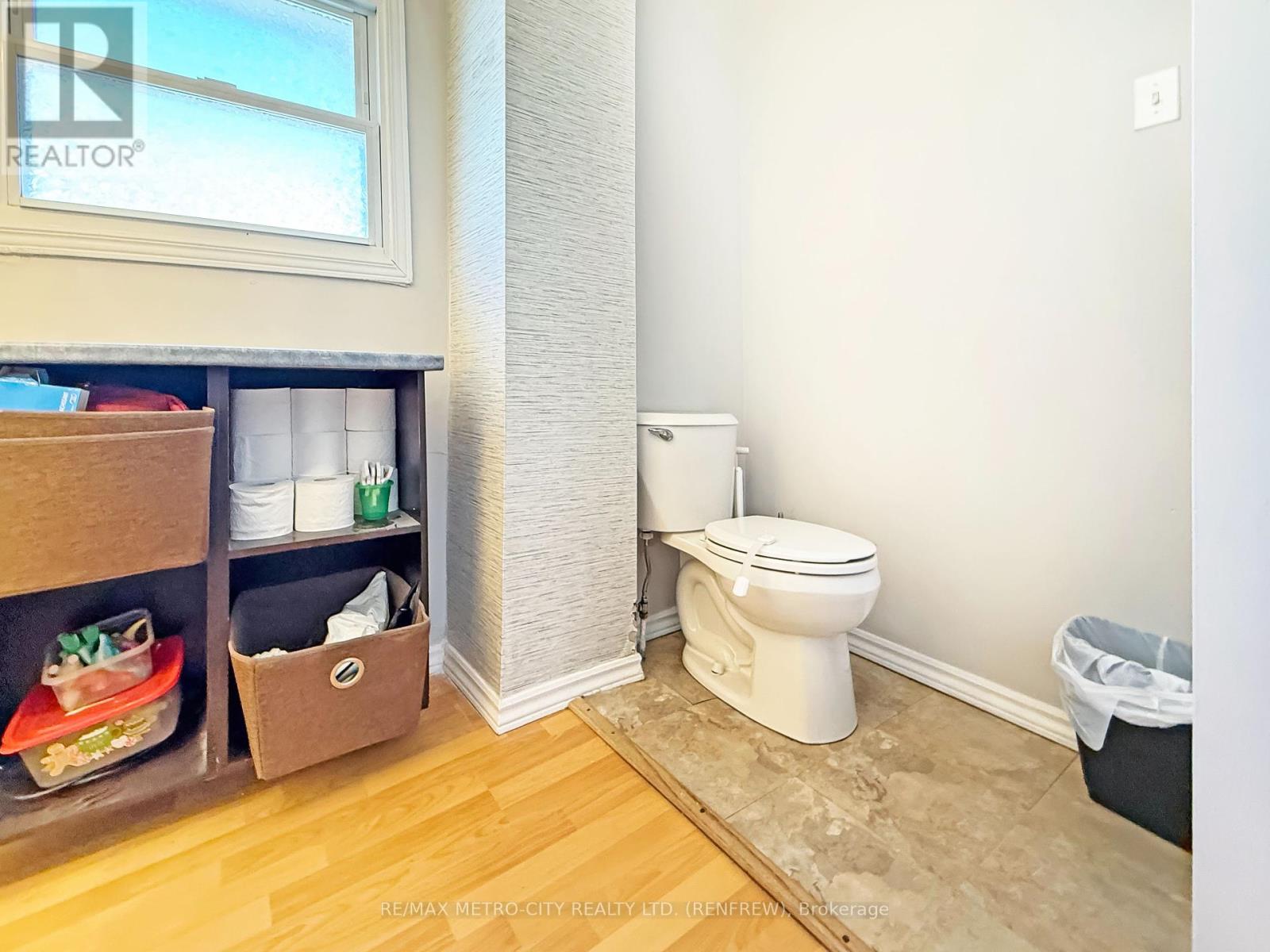 778 Seventh Street, Renfrew, Ontario  K7V 1B7 - Photo 11 - X12184825