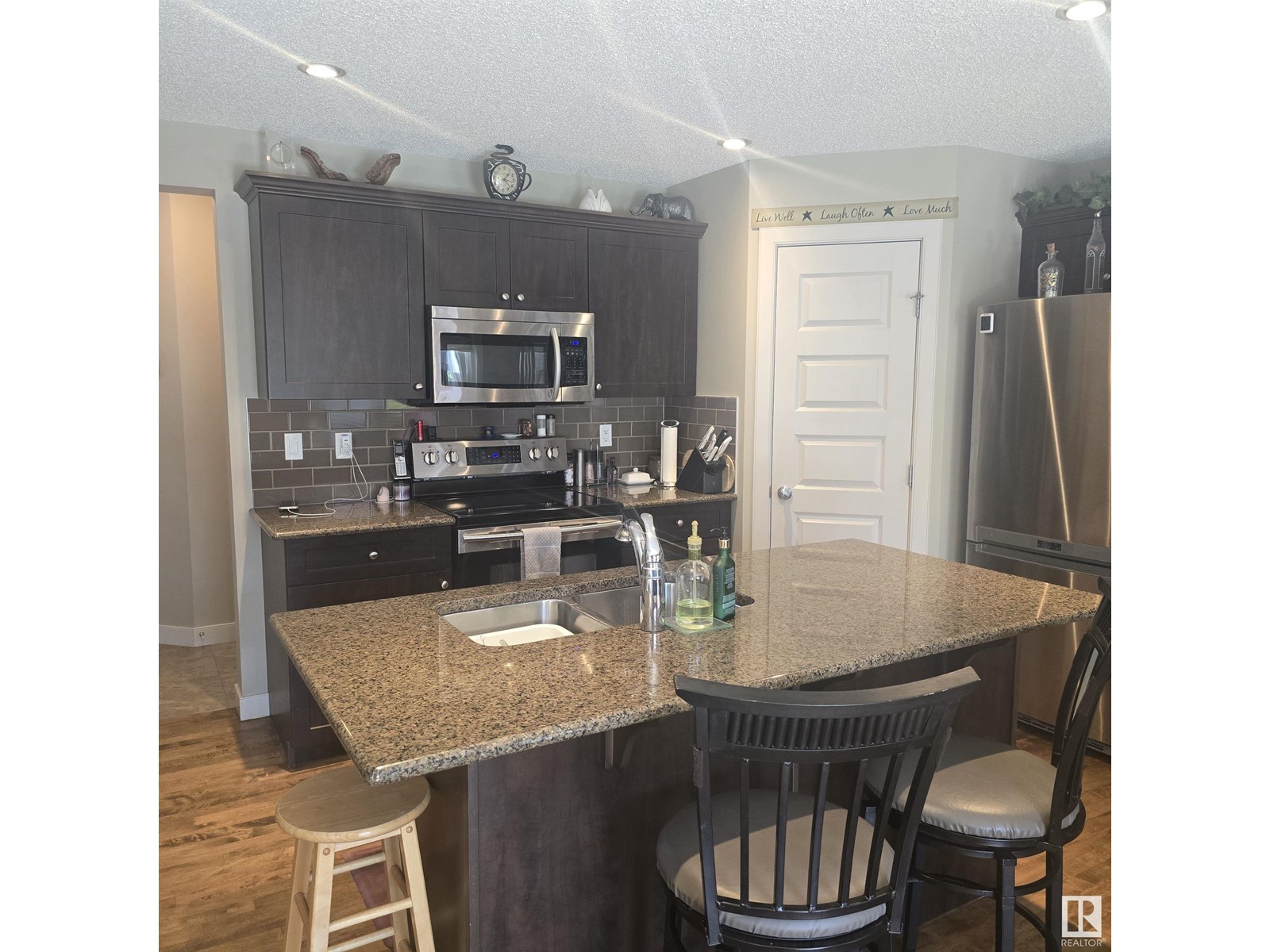 1707 Cunningham Wy Sw, Edmonton, Alberta  T6W 0W4 - Photo 9 - E4439456