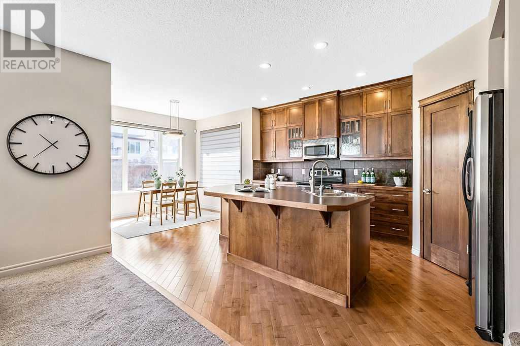 Property at 419 Cimarron Boulevard image 4