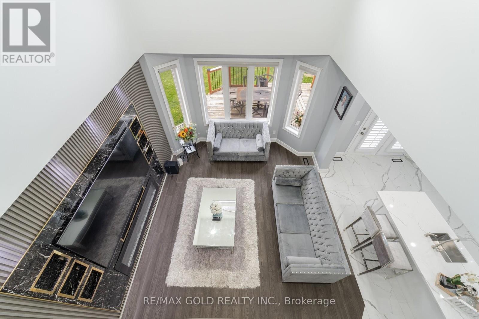 44 EAGLESPRINGS CRESCENT, Brampton, Ontario