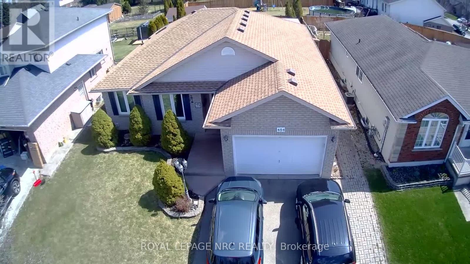 484 Balsam Street, Welland (West Welland), Ontario  L3C 7G8 - Photo 2 - X12184943