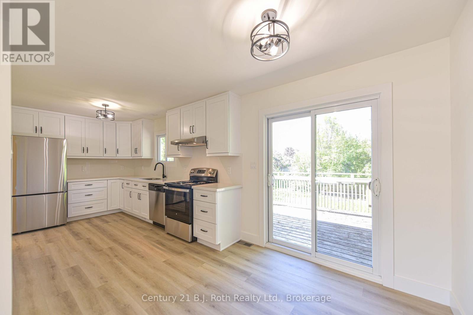 571 High Street, Orillia, Ontario  L3V 4Y2 - Photo 15 - S12184854