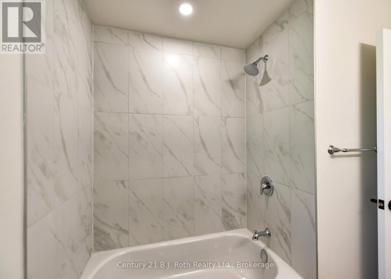 571 High Street, Orillia, Ontario  L3V 4Y2 - Photo 22 - S12184854