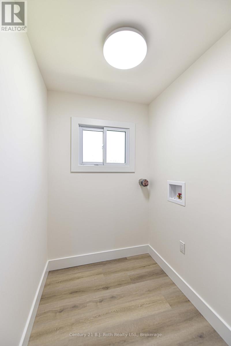 571 High Street, Orillia, Ontario  L3V 4Y2 - Photo 28 - S12184854
