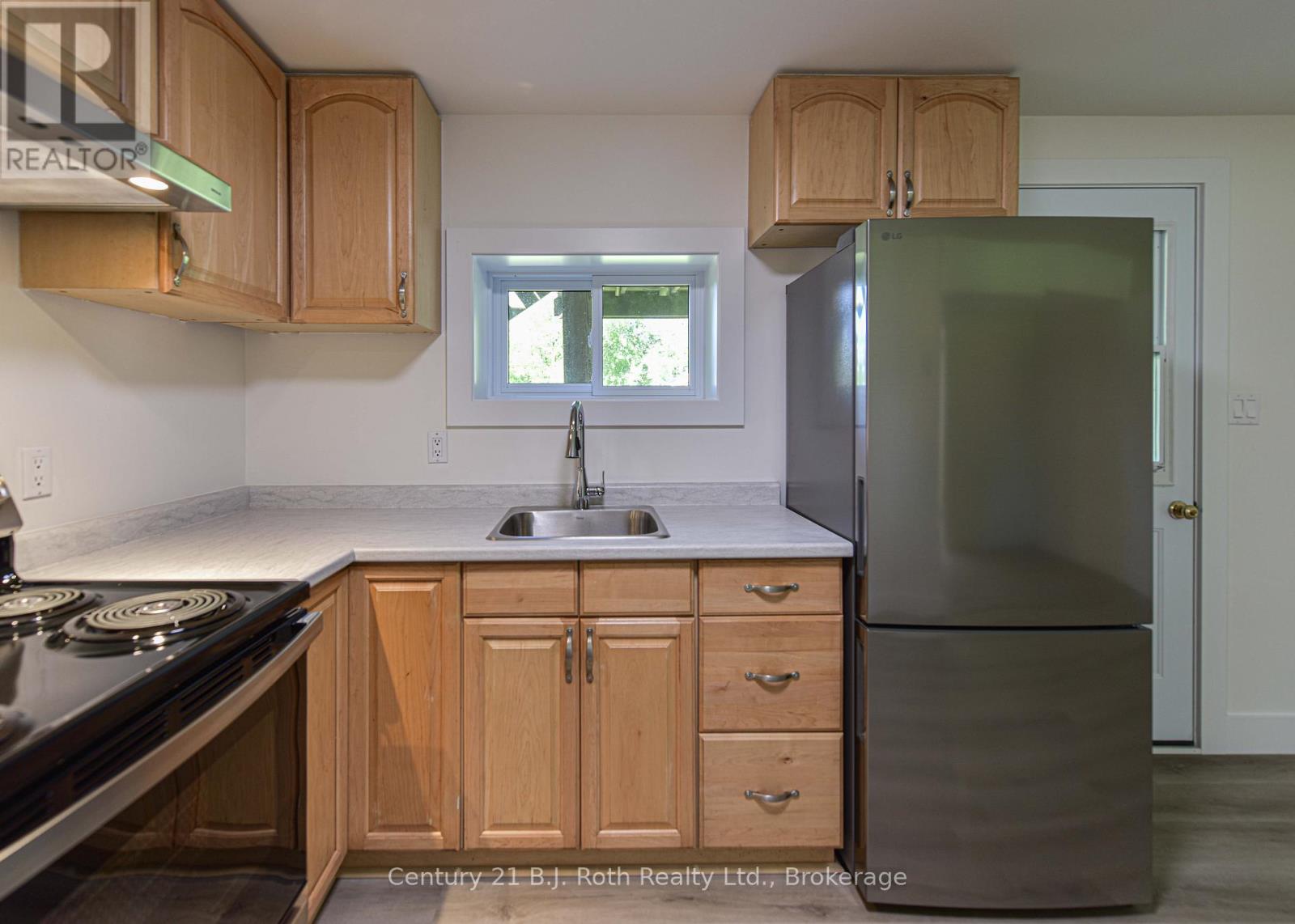 571 High Street, Orillia, Ontario  L3V 4Y2 - Photo 36 - S12184854