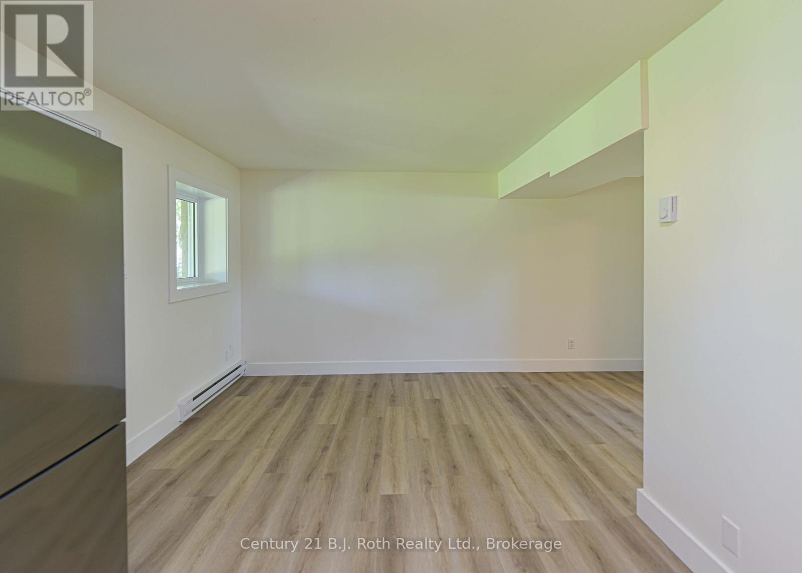 571 High Street, Orillia, Ontario  L3V 4Y2 - Photo 37 - S12184854