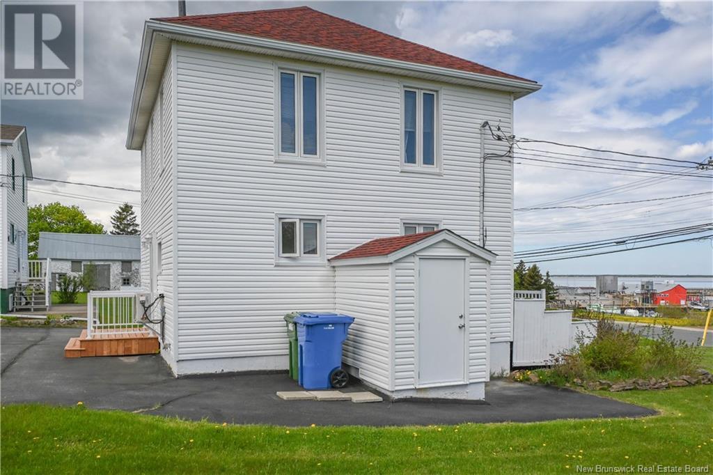 90 Saint-Pierre Est Boulevard, Caraquet, New Brunswick  E1W 1B6 - Photo 12 - NB118914