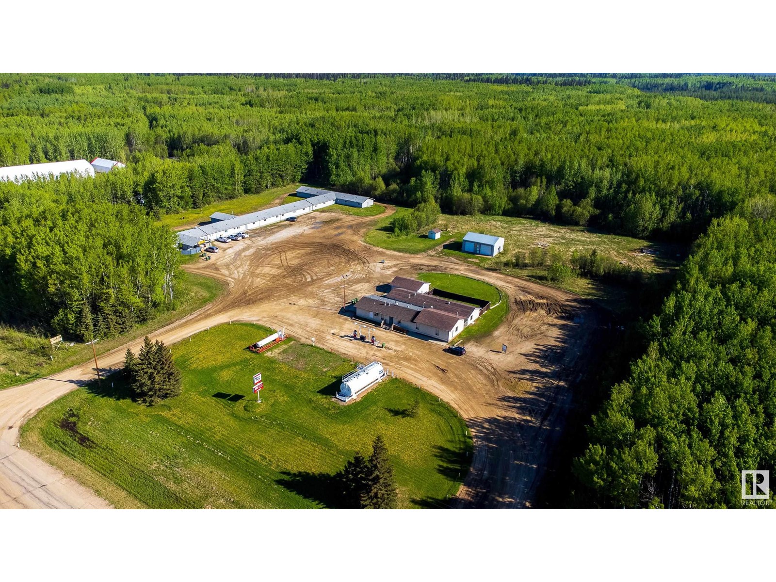 4000 Secondary Rd, Calling Lake, Alberta  T0G 0K0 - Photo 4 - E4423726