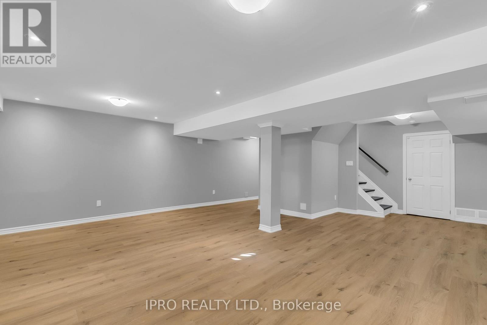 18 - 2295 Rochester Circle, Oakville, Ontario  L6M 5C9 - Photo 32 - W12006477