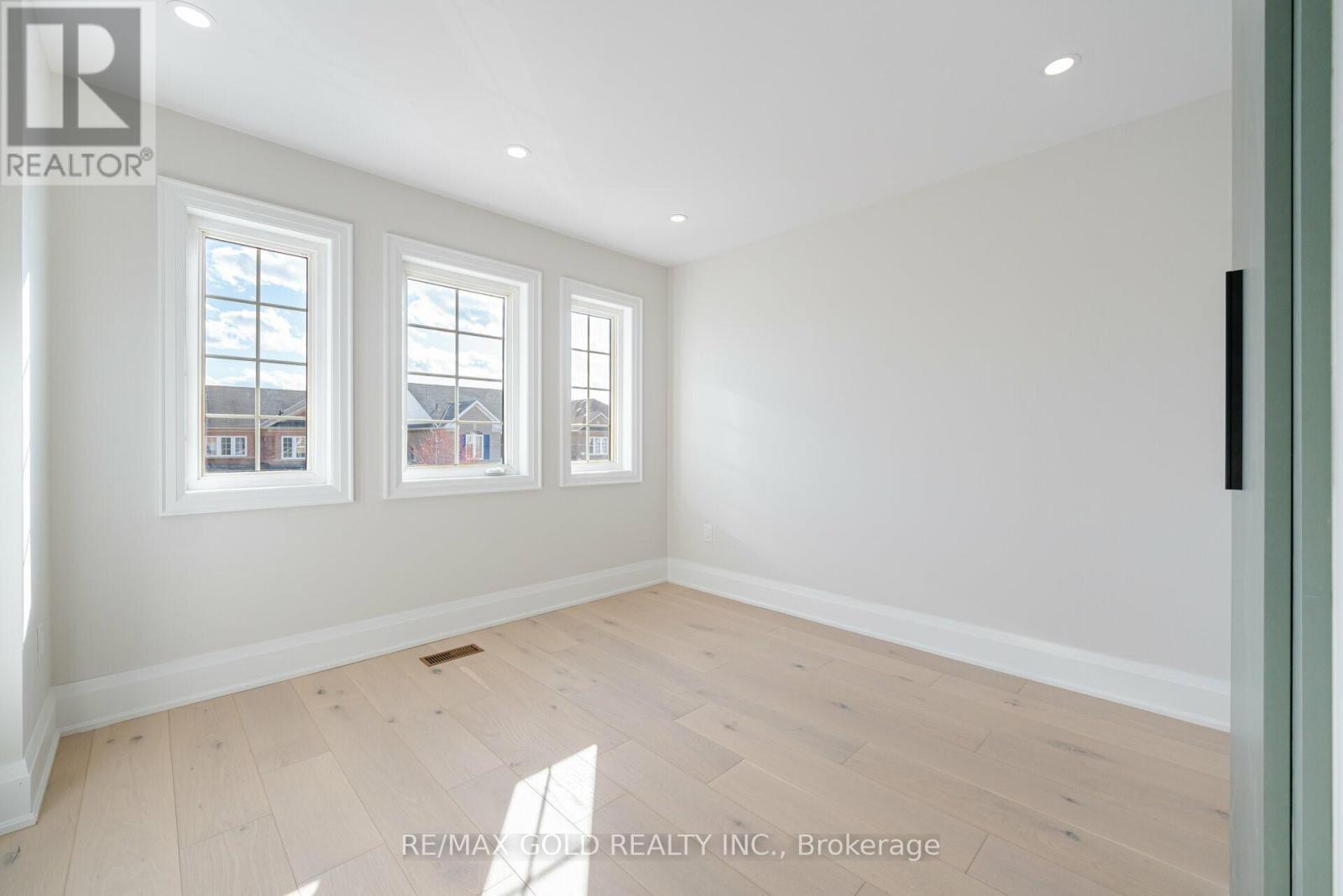 4 Nomad Crescent, Brampton, Ontario  L6Y 5N5 - Photo 20 - W12181810