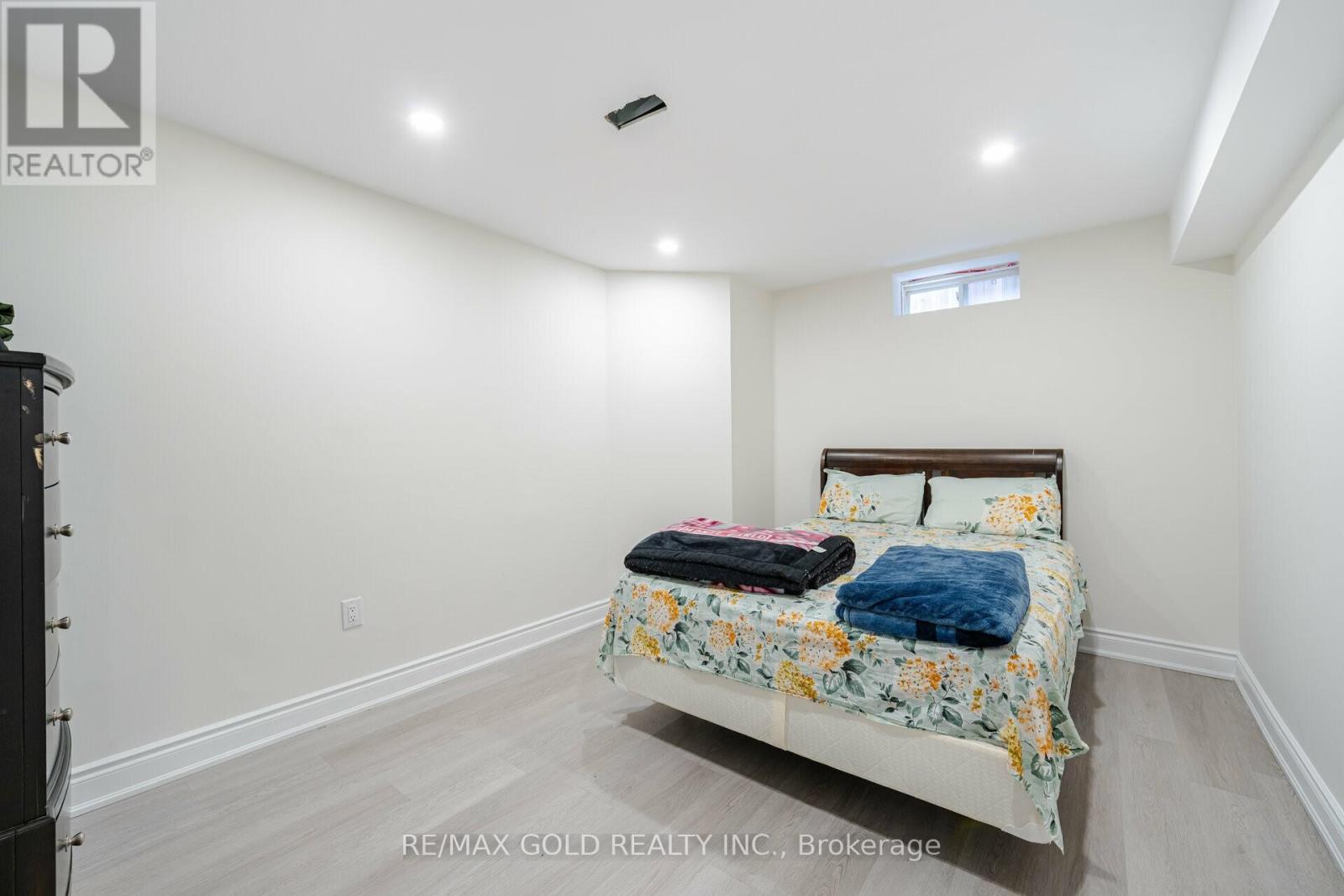 4 Nomad Crescent, Brampton, Ontario  L6Y 5N5 - Photo 28 - W12181810