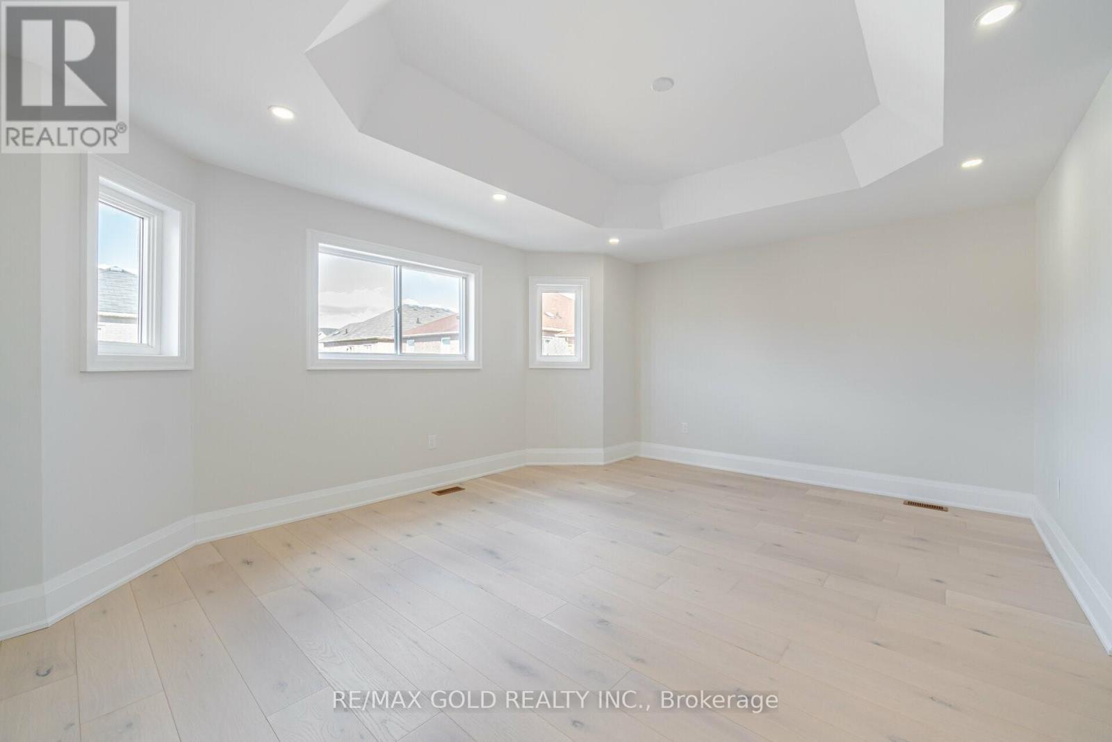 4 Nomad Crescent, Brampton, Ontario  L6Y 5N5 - Photo 14 - W12181810
