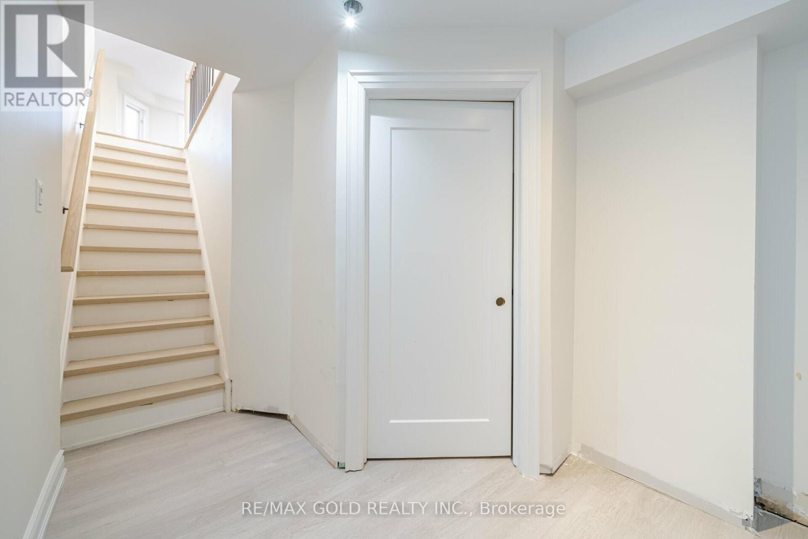 4 Nomad Crescent, Brampton, Ontario  L6Y 5N5 - Photo 25 - W12181810