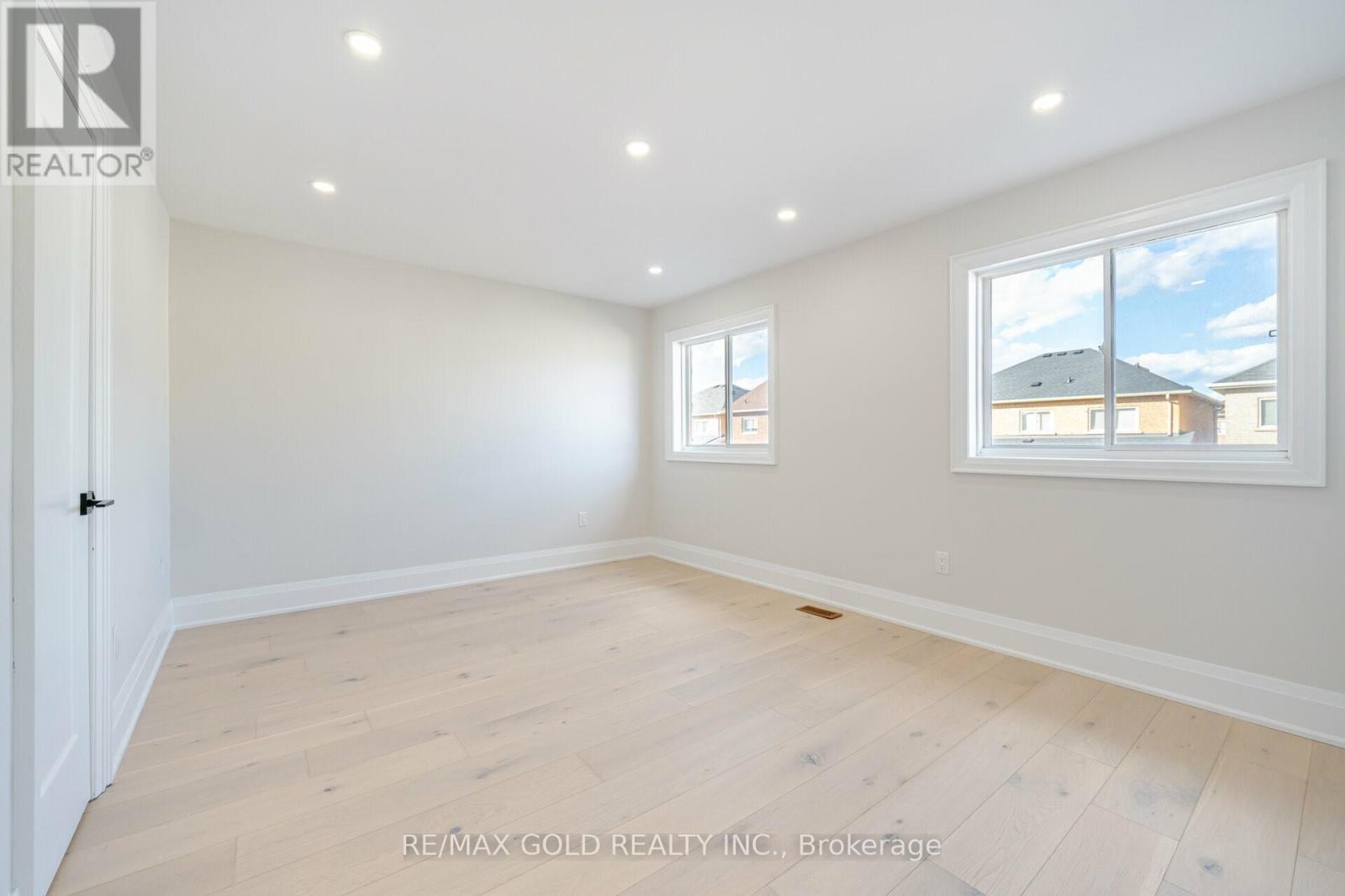4 Nomad Crescent, Brampton, Ontario  L6Y 5N5 - Photo 16 - W12181810