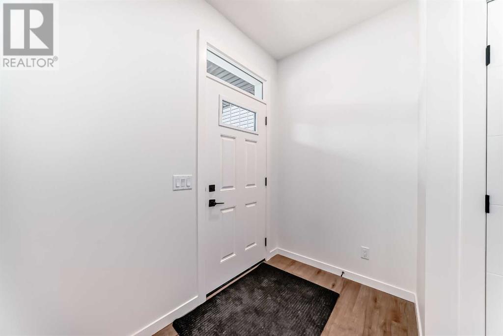 131 Legacy Reach Court Se, Calgary, Alberta  T2X 5V1 - Photo 3 - A2213339
