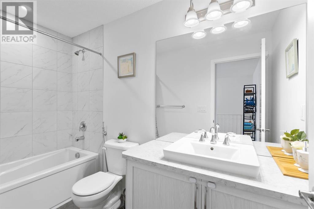 285 Yorkville Manor Sw, Calgary, Alberta  T2X 4J8 - Photo 33 - A2219696
