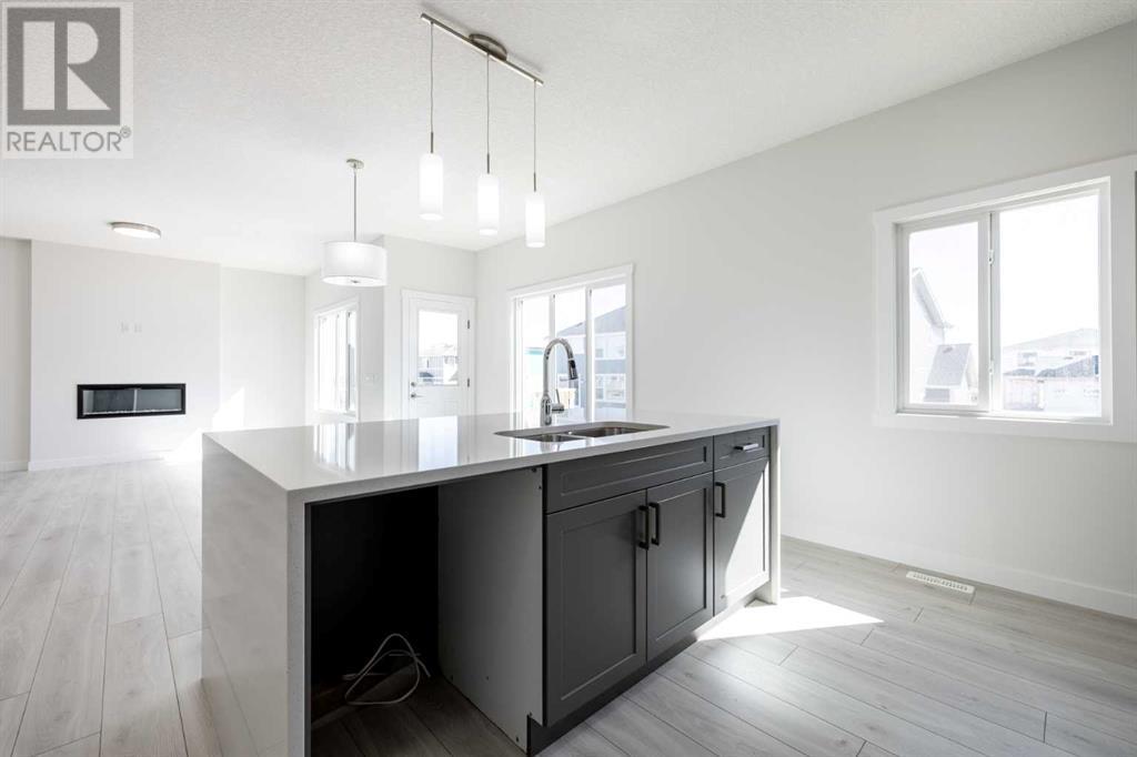 145 Sunstone Way, Balzac, Alberta  T4B 5T5 - Photo 14 - A2222042