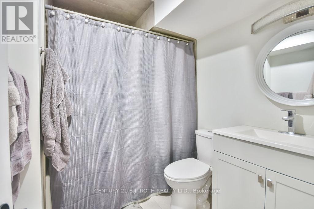 108 Nelson Street, Barrie, Ontario  L4M 4K7 - Photo 24 - S12153027